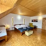 Ruzbasky - Comfort With Private Parking 3* Stará Lesná