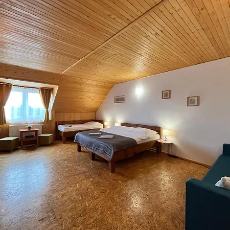 Ruzbasky - Comfort With Private Parking Stará Lesná