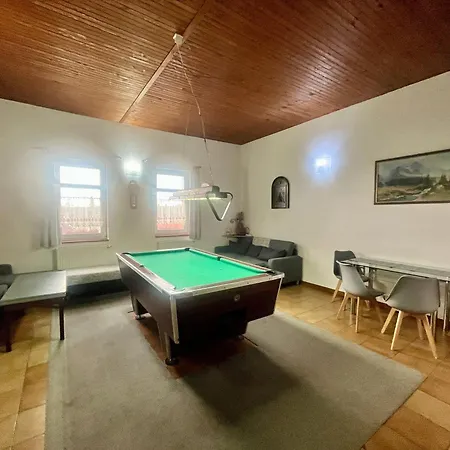 Ruzbasky - Comfort With Private Parking 3*